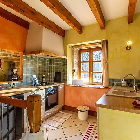 Gîte de Franc: Countryside Retreat near Autun and Le Creusot Antully Exterior photo