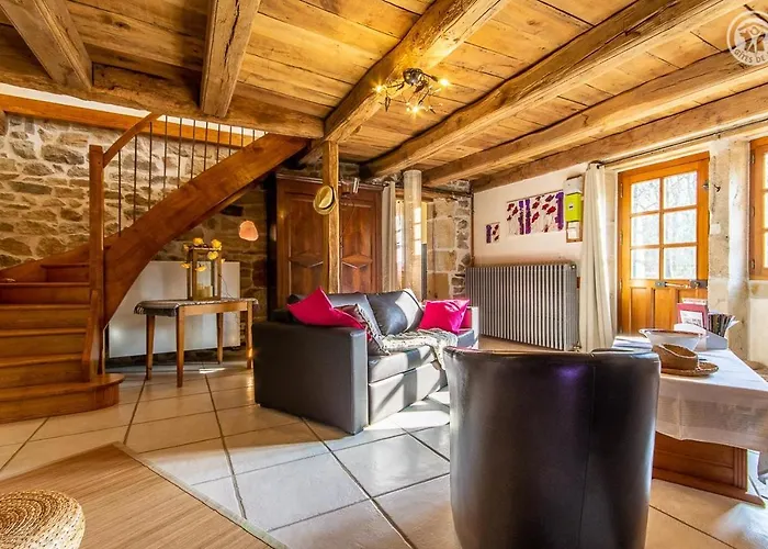 Gite 1 Les Perrieres 6 Personnes Bourgogne Maison Entre Autun Et Le Creusot Tgv Maymard Yannick