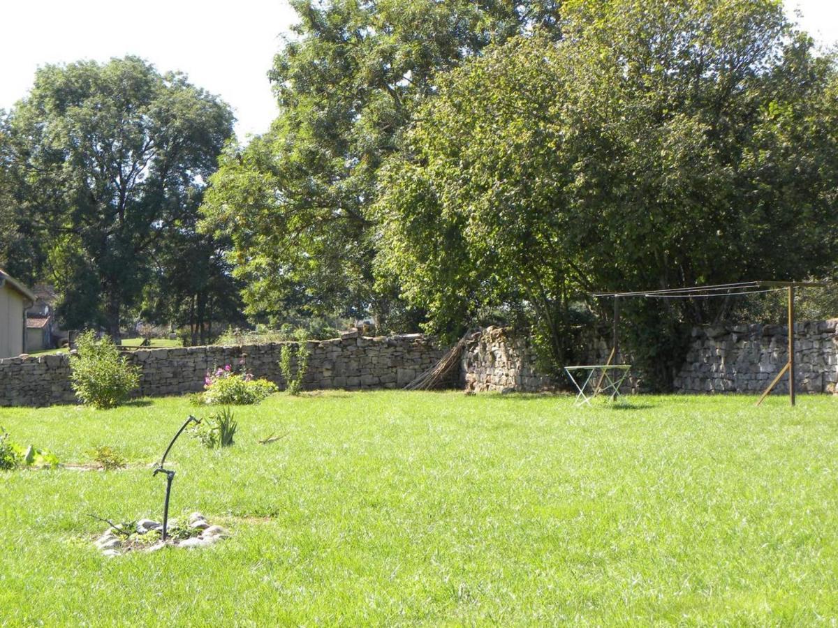 De Franc: Countryside Retreat Near Autun And Le Creusot Holiday home Antully